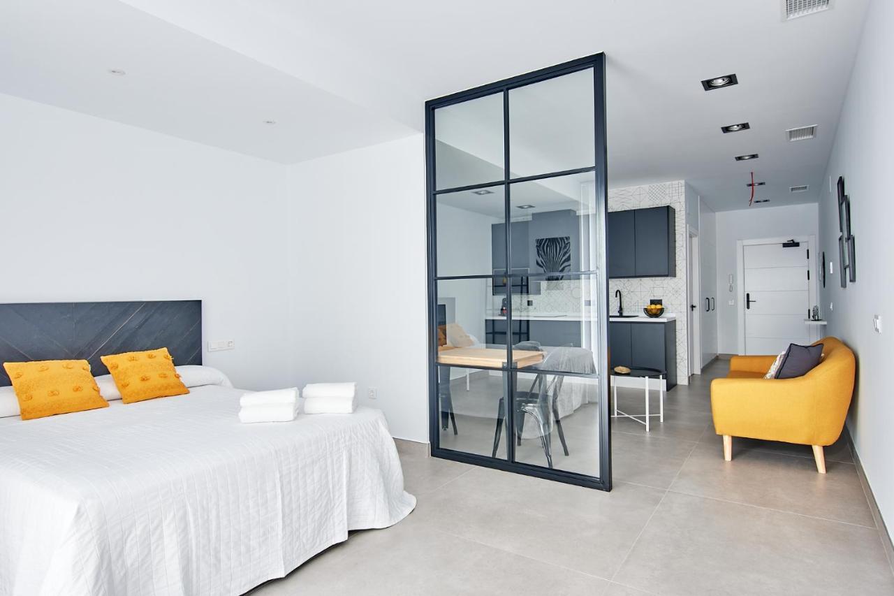 9 NIDOS Céntrica Suites - Nuevo Plasence Extérieur photo