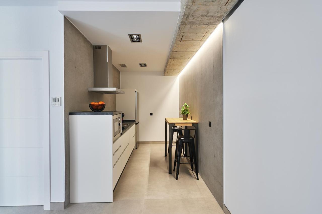 9 NIDOS Céntrica Suites - Nuevo Plasence Extérieur photo