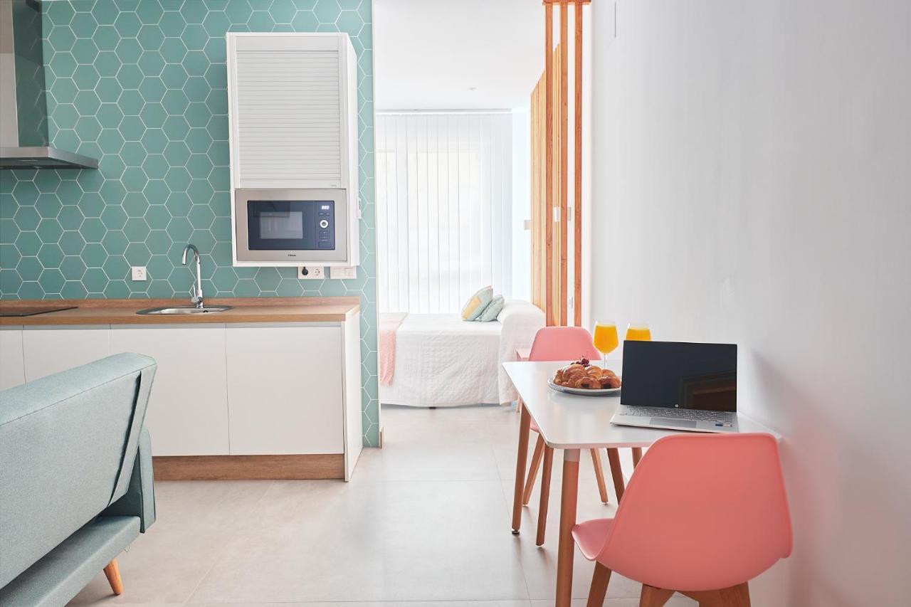 9 NIDOS Céntrica Suites - Nuevo Plasence Extérieur photo