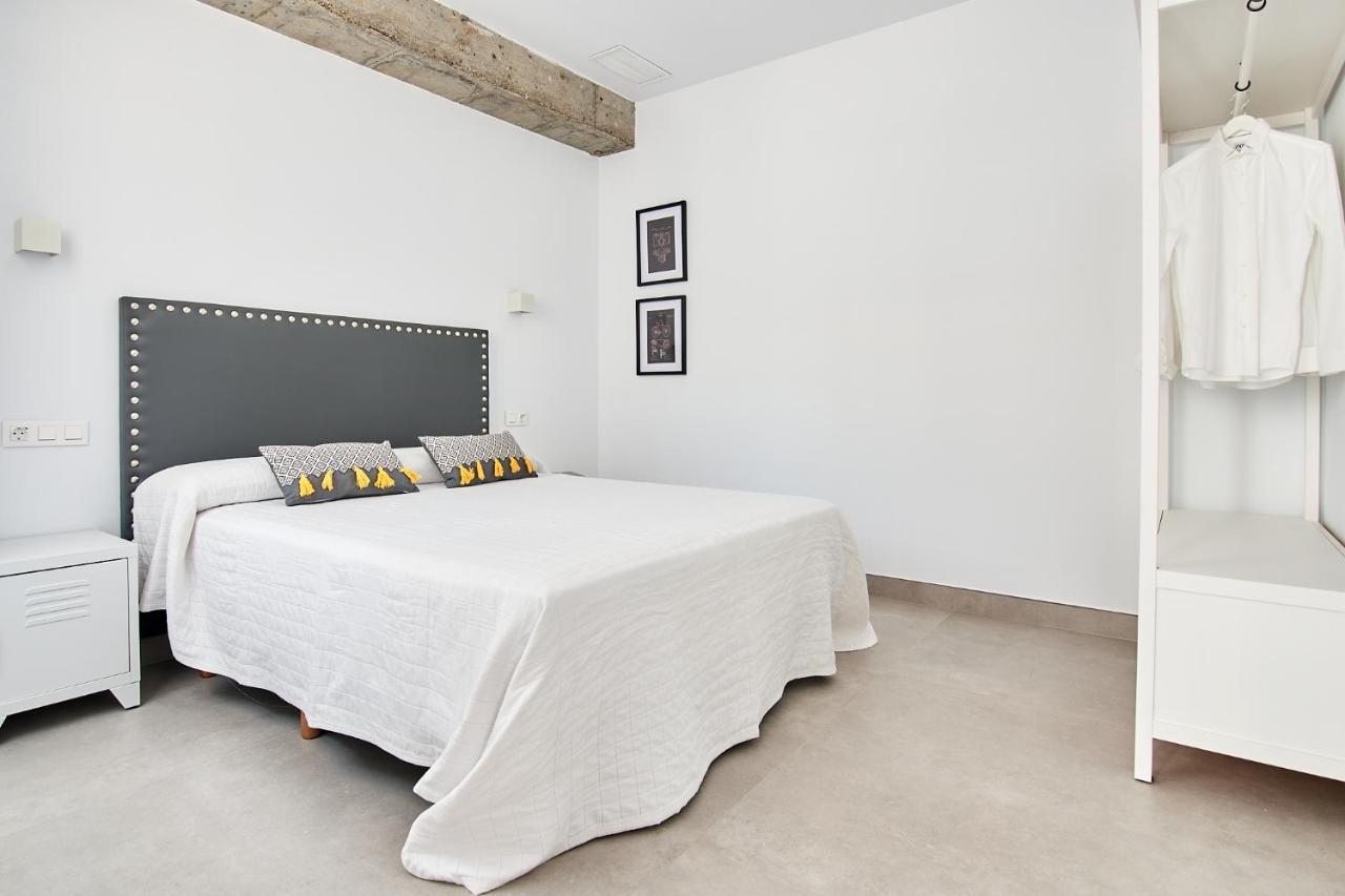 9 NIDOS Céntrica Suites - Nuevo Plasence Extérieur photo